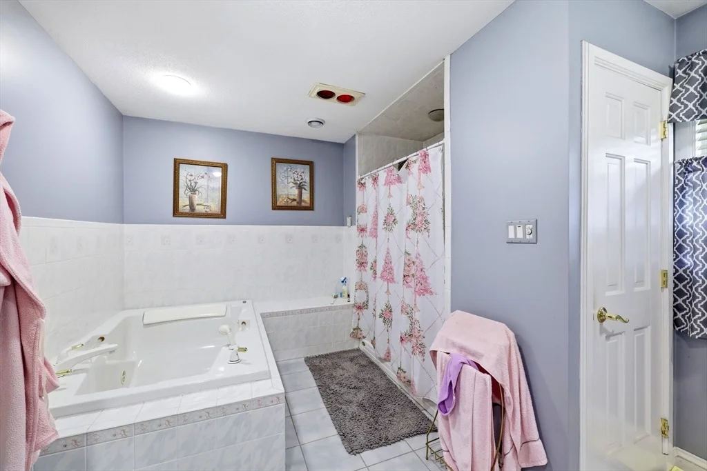 Photo of 10 Lyman Barnes Rd