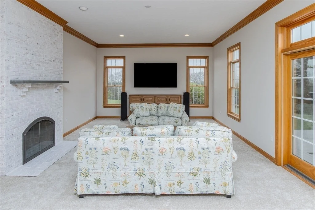 Photo of 89 Skyfields Drive