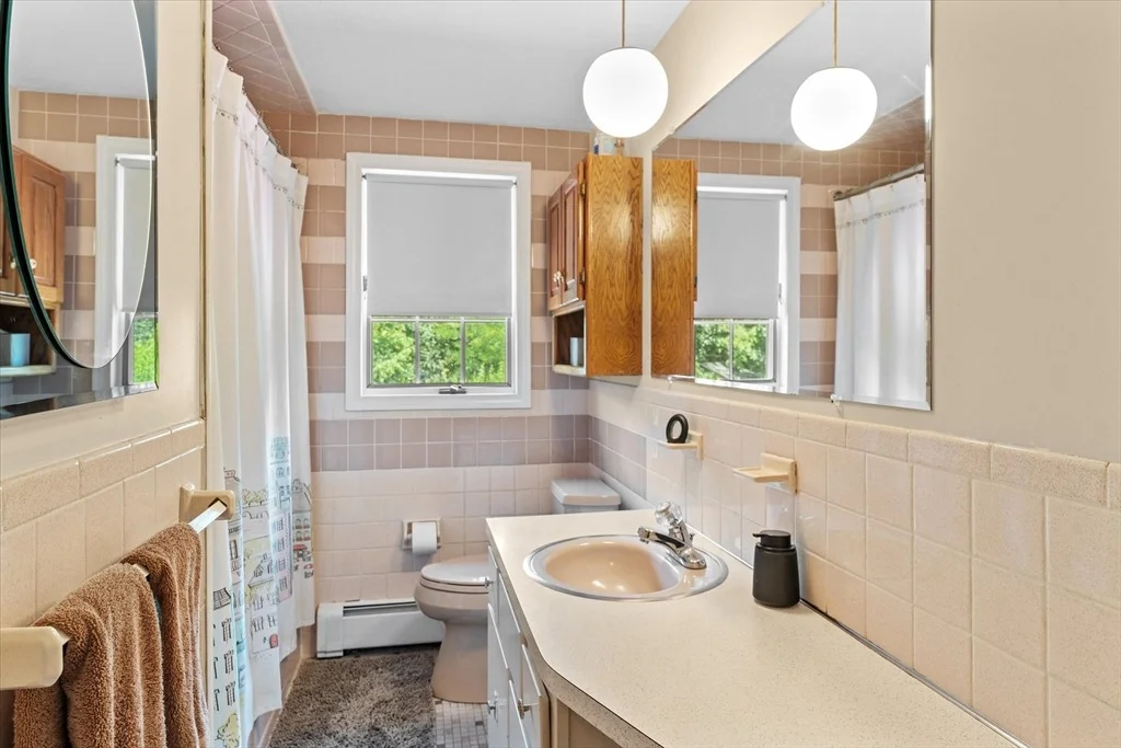 Photo of 9 Brentwood Dr