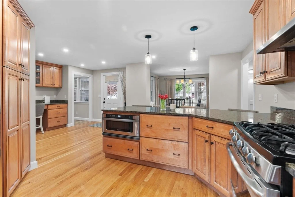 Photo of 26 Cushing Rd
