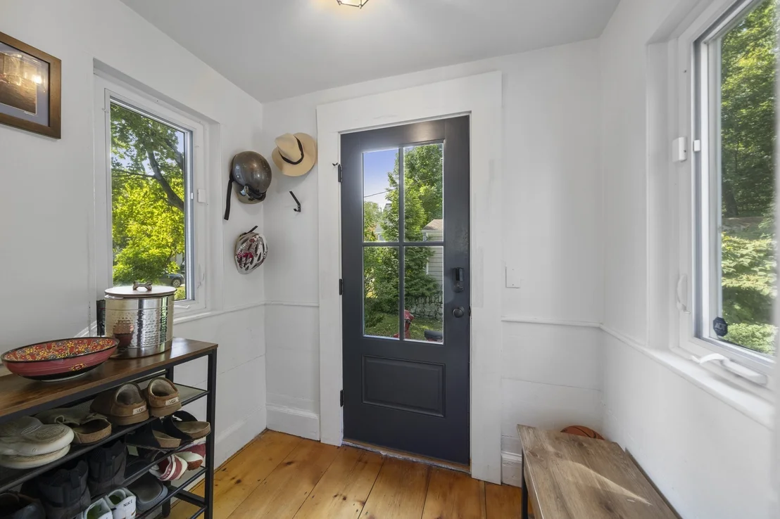 Photo of 35 Smith Pl