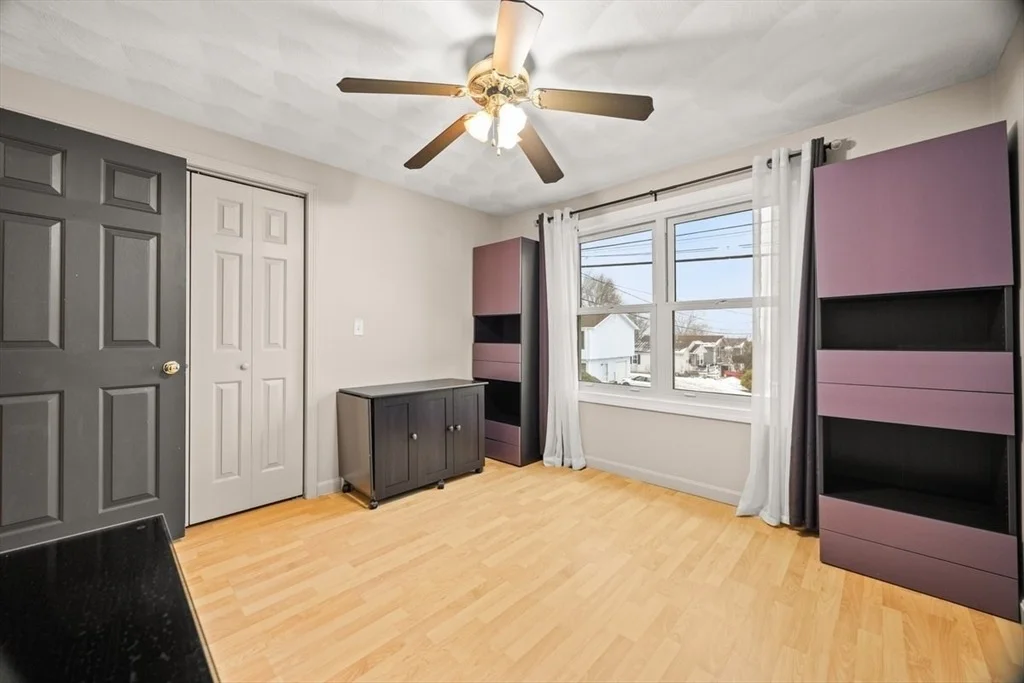 Photo of 86 Branch Ave.