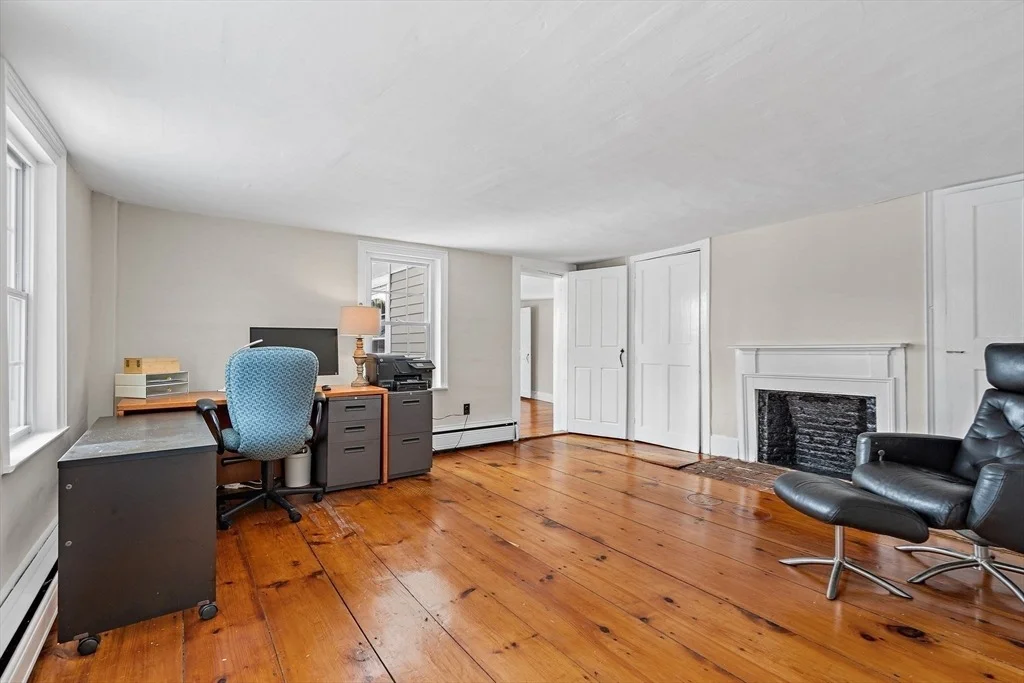 Photo of 280 W Acton Road