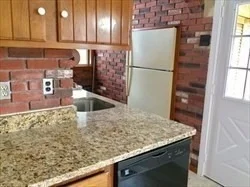 Photo of 259 Massasoit Rd