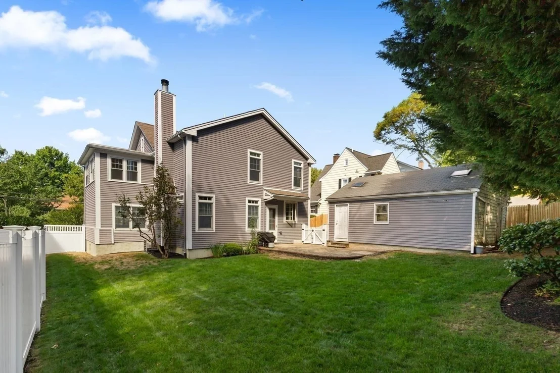 Photo of 85 Robbins Rd