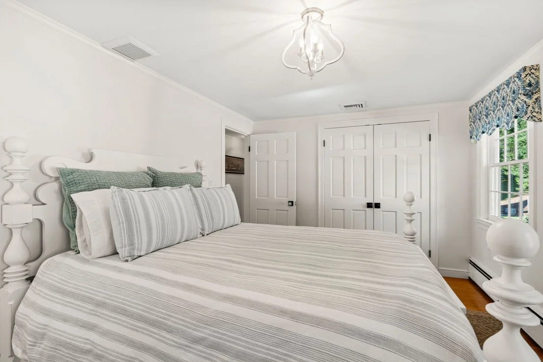 Photo of 5 Willowdale Rd