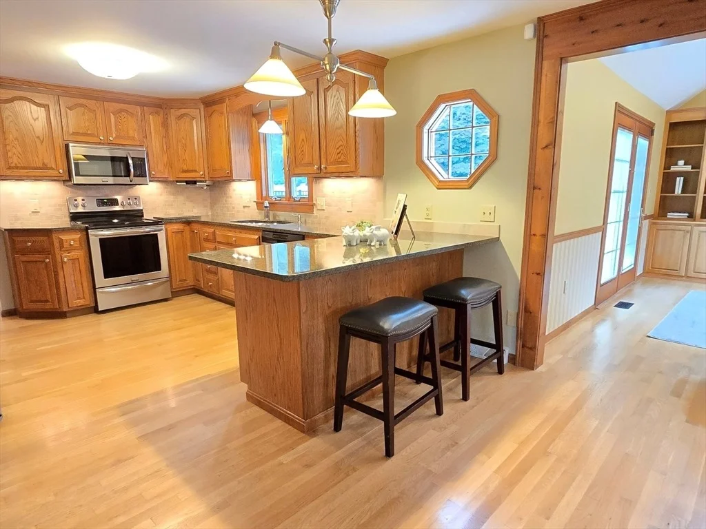 Photo of 42 Wayside Ln