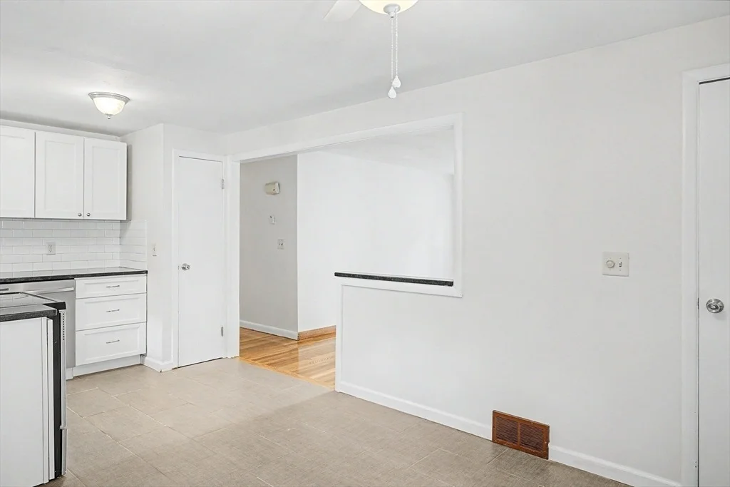 Photo of 9 Moss Rd
