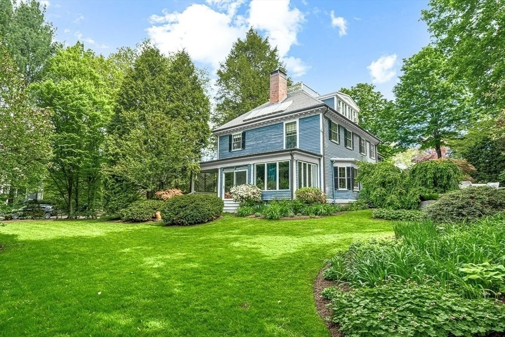 Photo of 42 Lawrence Rd