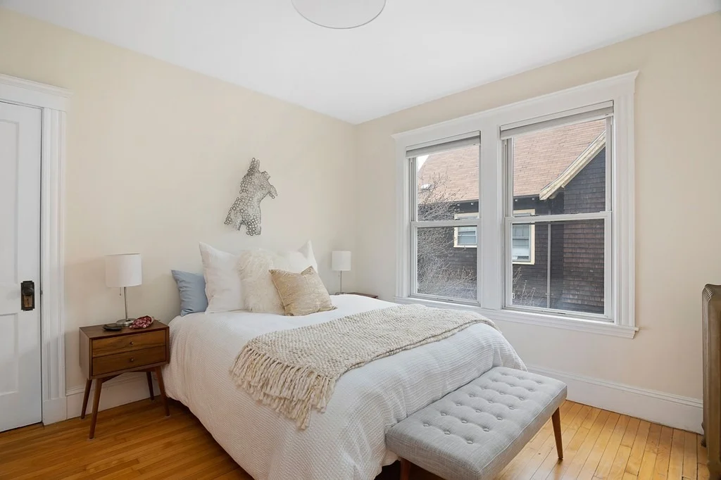 Photo of Unit 2 at 62 Everett Street