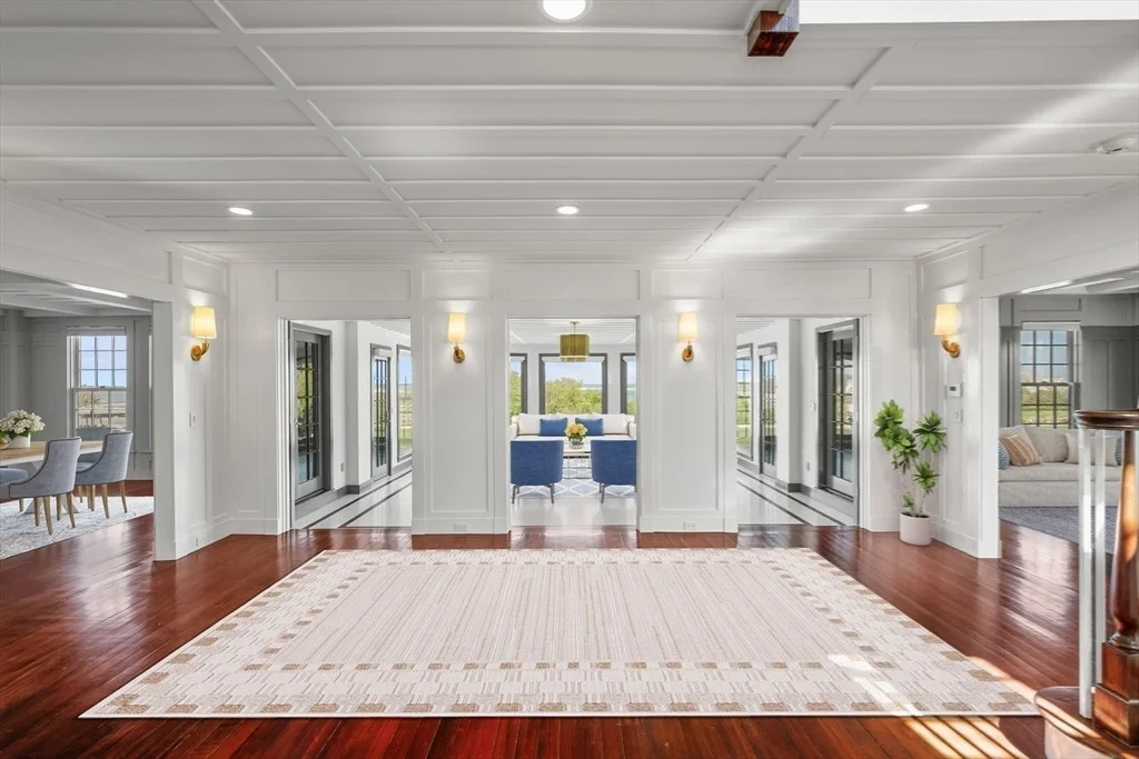 Photo of 108 Shore Road