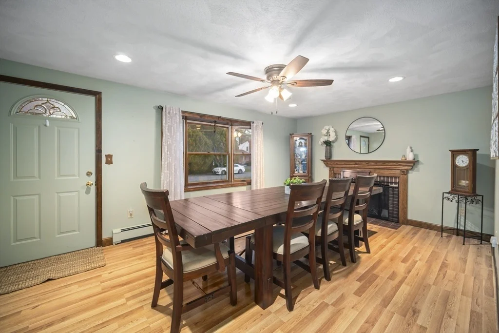 Photo of 17 Wagonwheel Rd