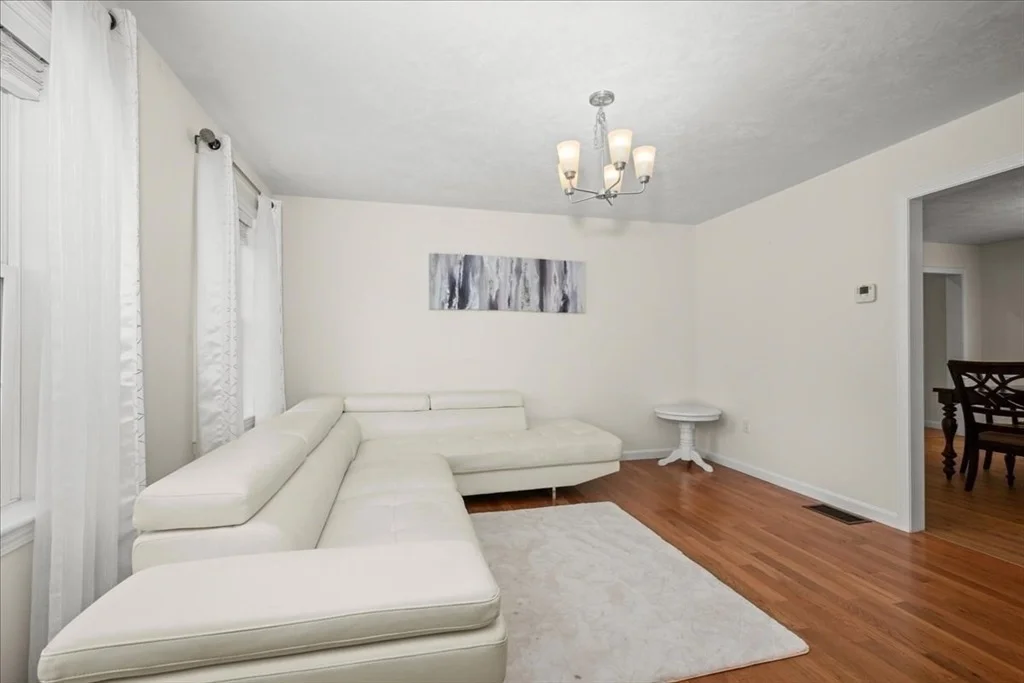 Photo of 3 Moore Dr