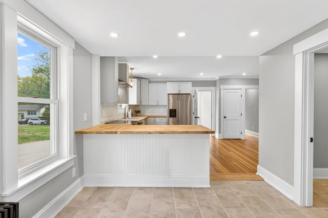 Photo of 148 Center Street