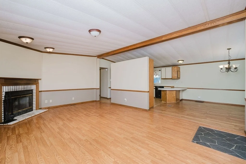Photo of 4 Emerald Pl