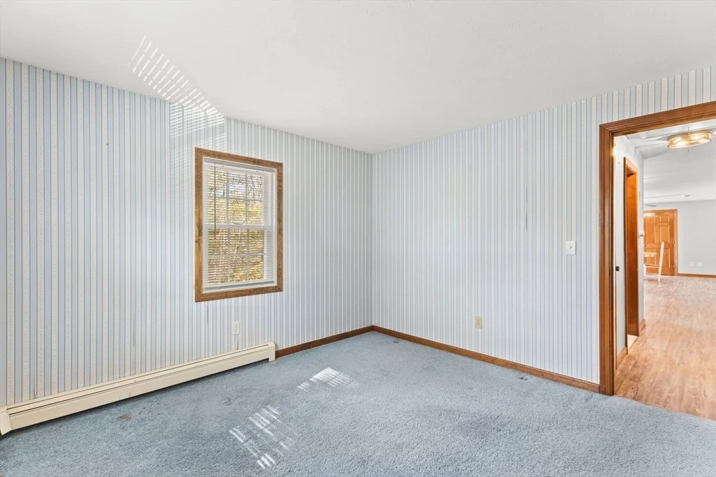 Photo of 38 Westwind Cir