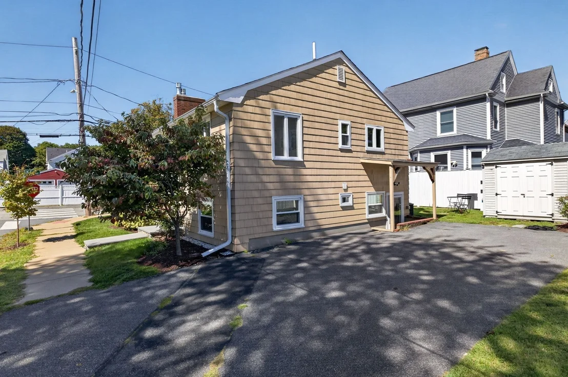 Photo of 95 Winthrop St