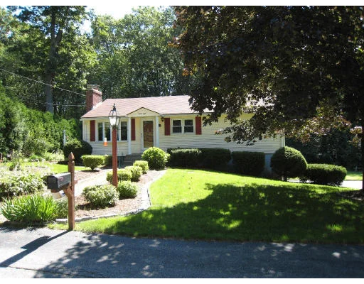 Photo of 38 Carousel Dr