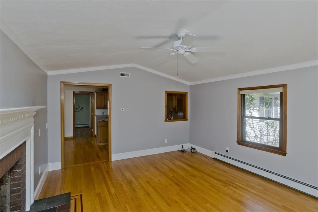 Photo of 25 Andover Rd