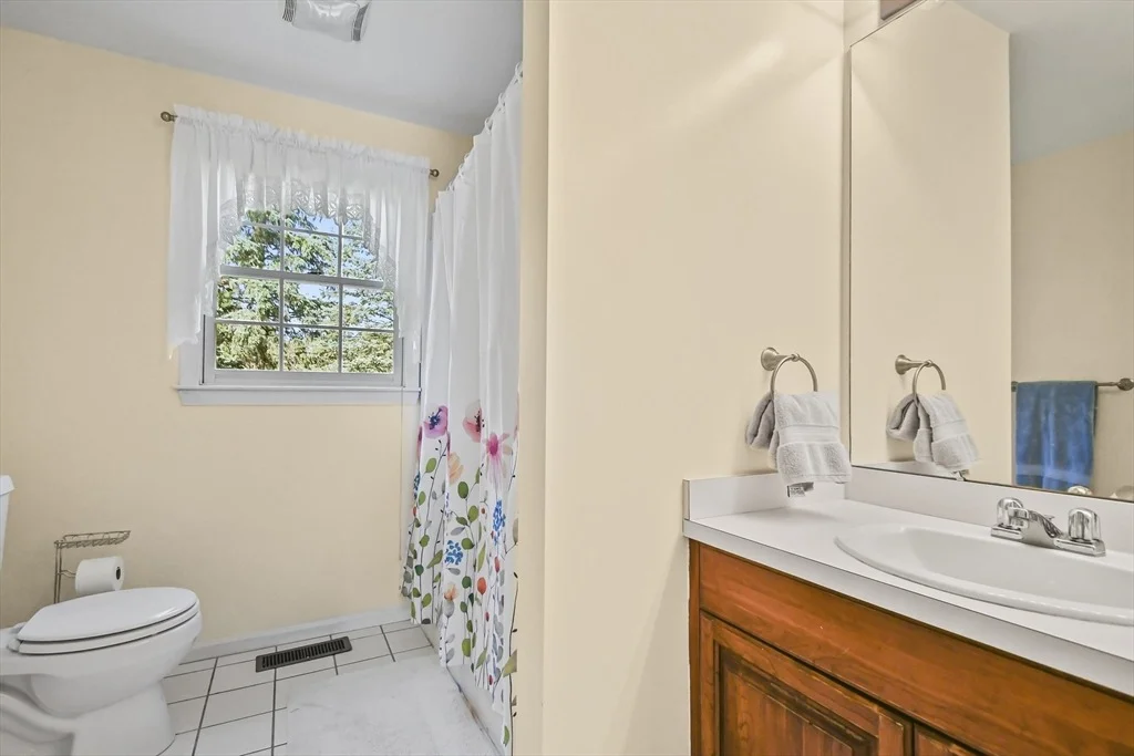 Photo of 379 Stearns Road