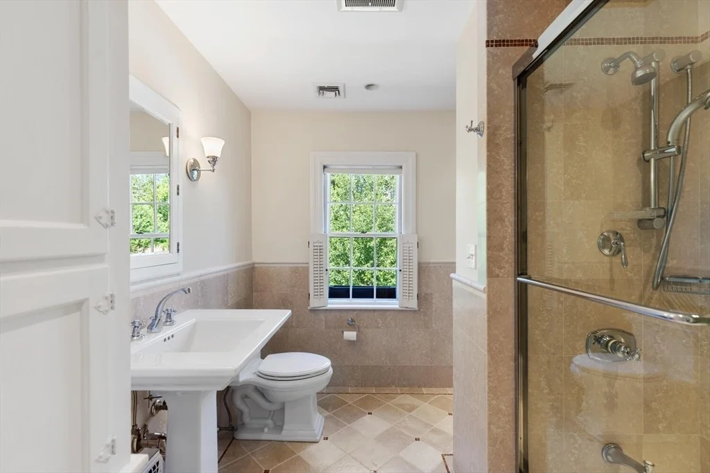 Photo of 167 Willard Rd