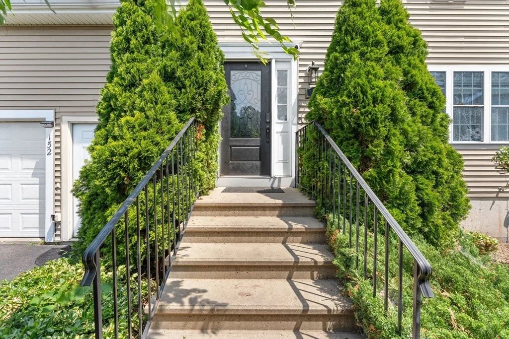 Photo of 152 Harding St