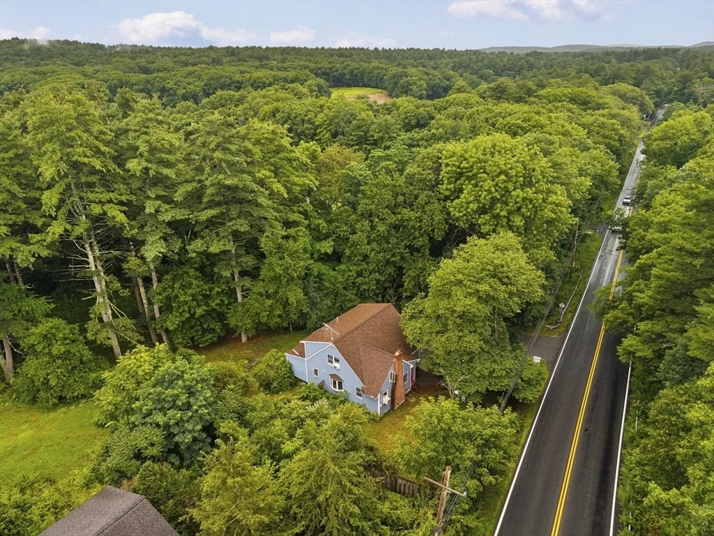 Photo of 412 Andover St