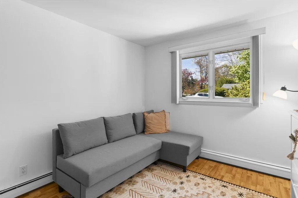 Photo of 58 Sloane Dr