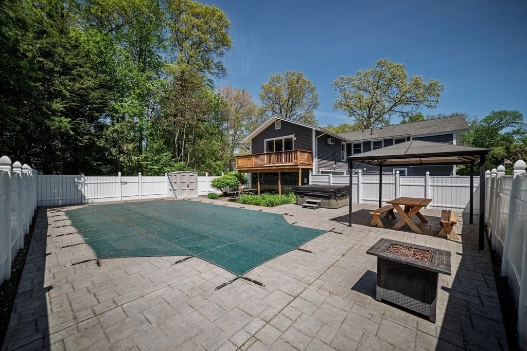 Photo of 26 John Robinson Dr