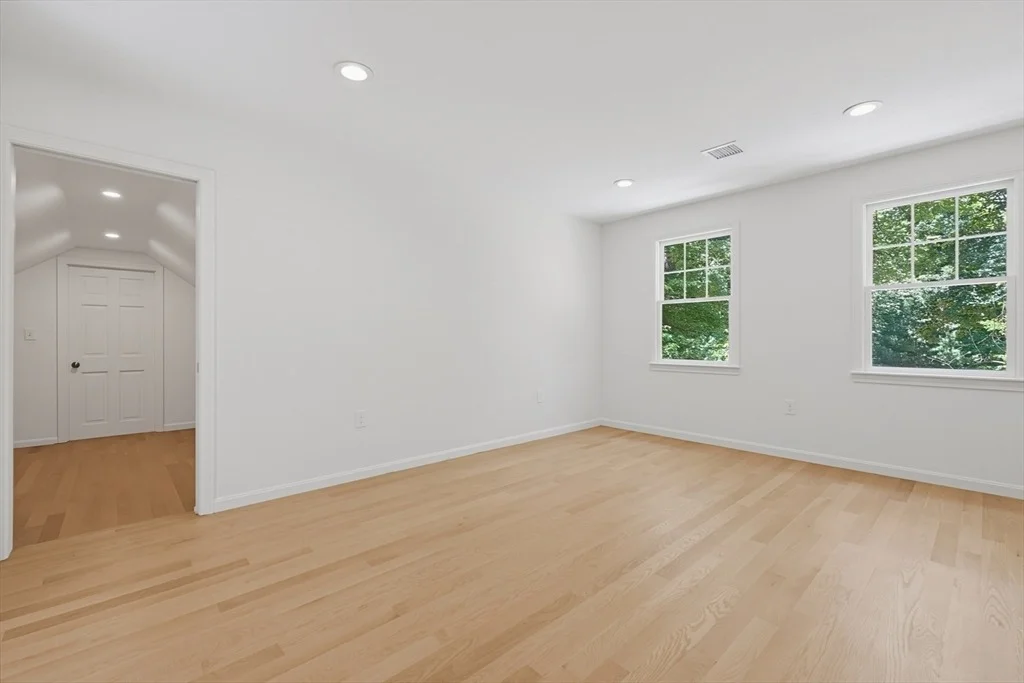 Photo of 45 Baron Rd