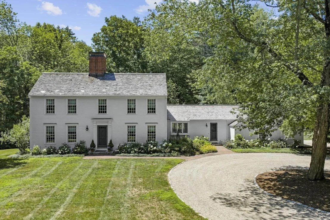 Photo of 1319 Monument Street
