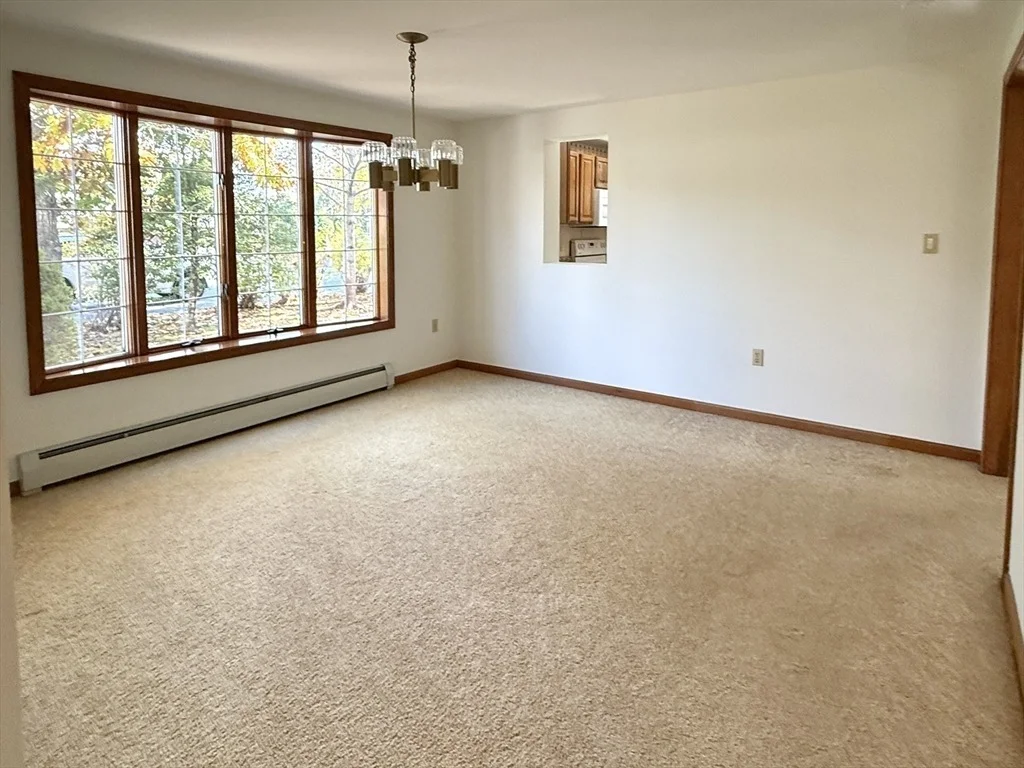 Photo of 1 Pine Tree Dr