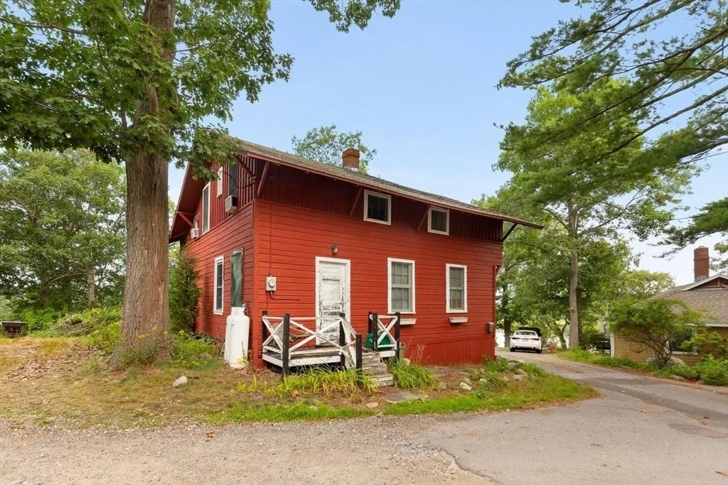 Photo of 16 Stanwood Point