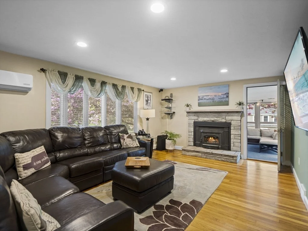 Photo of 9 Vinal Ave