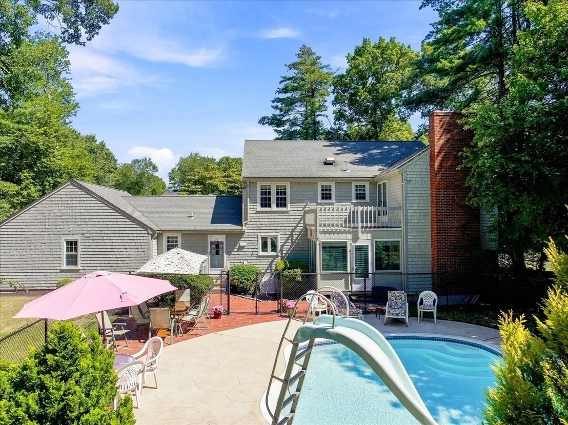 Photo of 293 Mayflower Cir