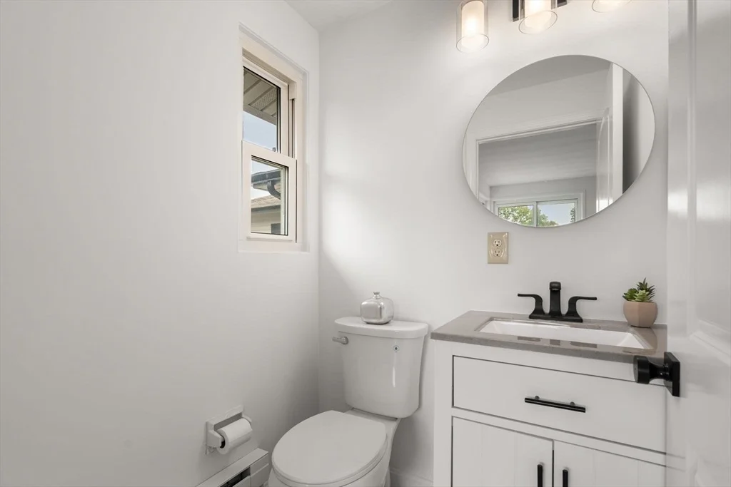 Photo of 6 Ruth Dr