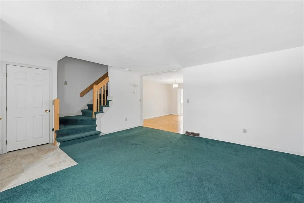 Photo of Unit 21 at 551 Hildreth St