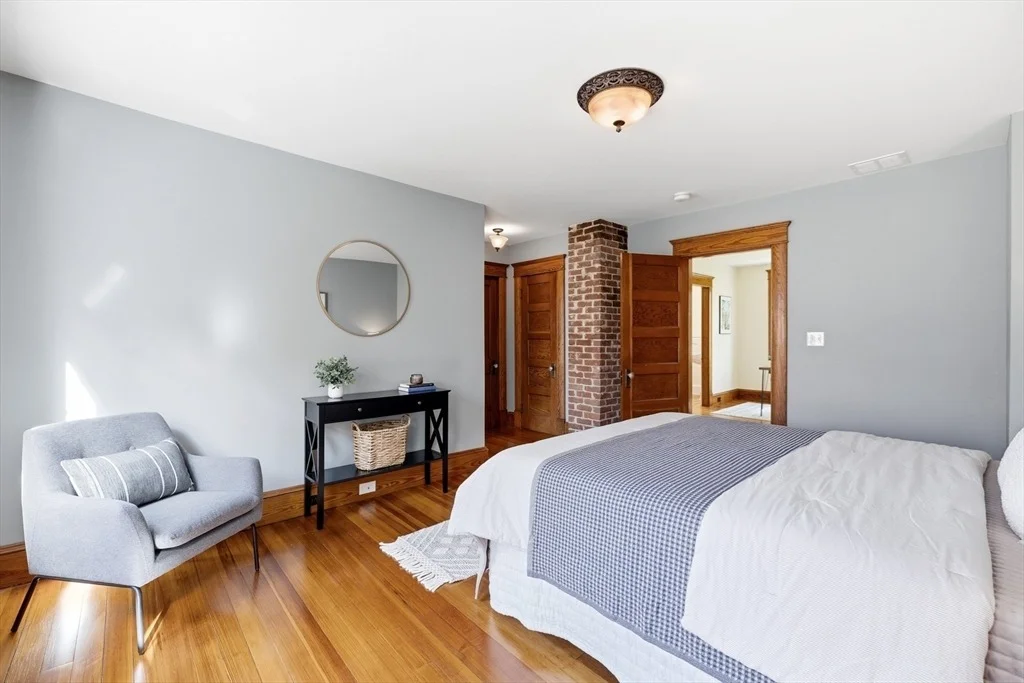 Photo of 111 West St