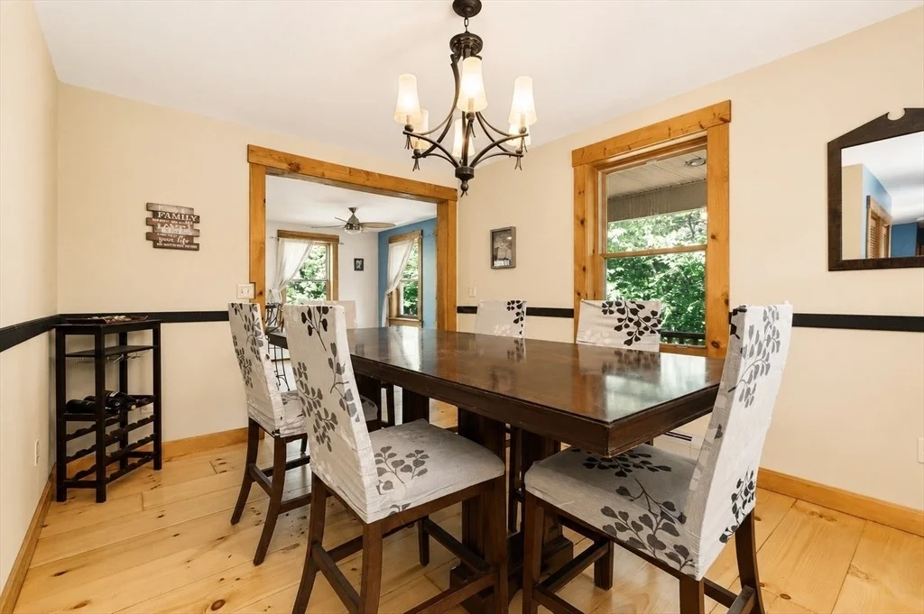 Photo of 1132 Doe Valley Rd