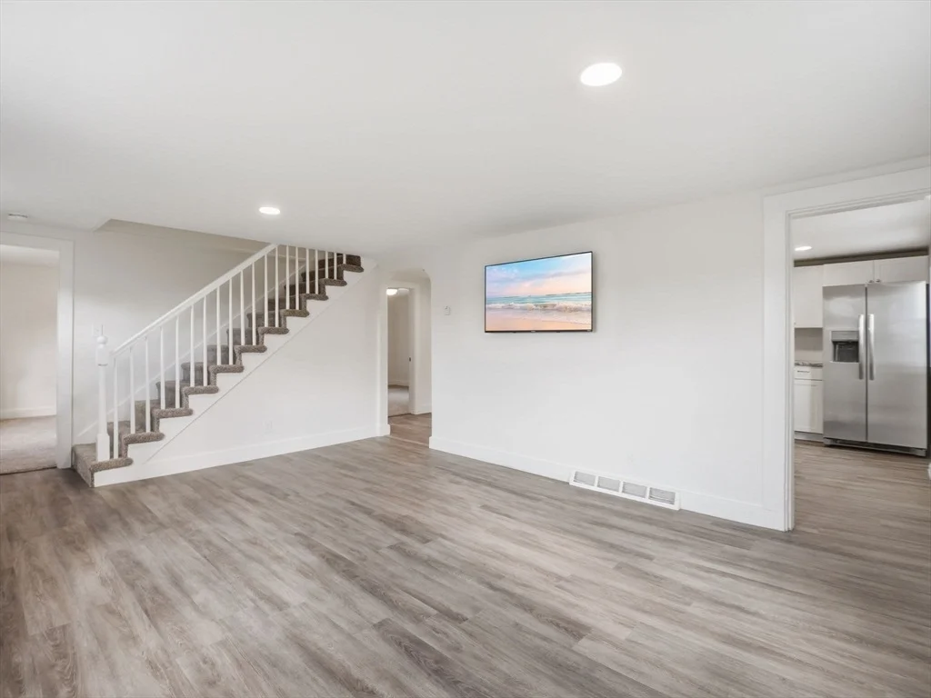 Photo of 51 Sandy Pond Rd