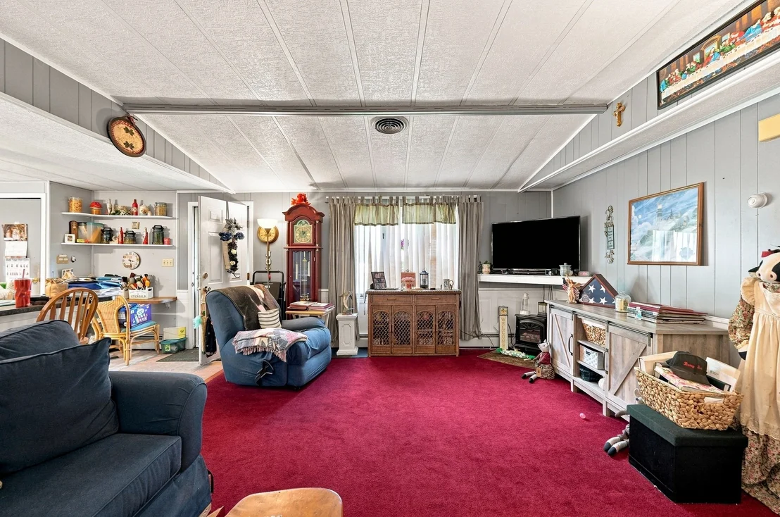 Photo of 60 Longboat Dr