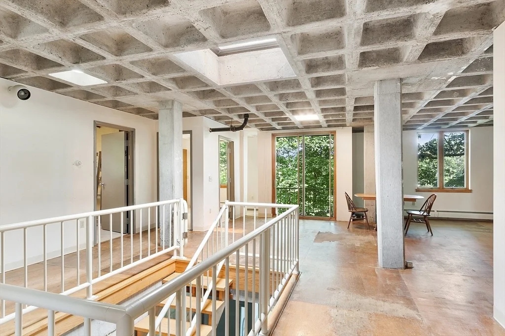 Photo of 69 Kendall Hill Rd