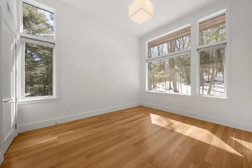 Photo of 11 Winthrop Circle