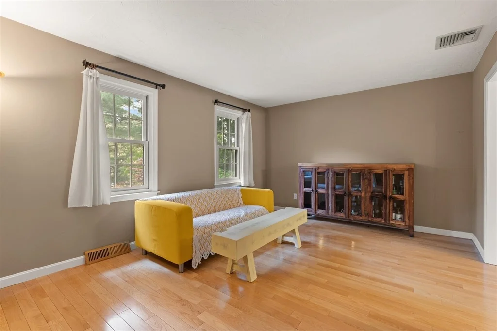 Photo of 9 Arnold Rd