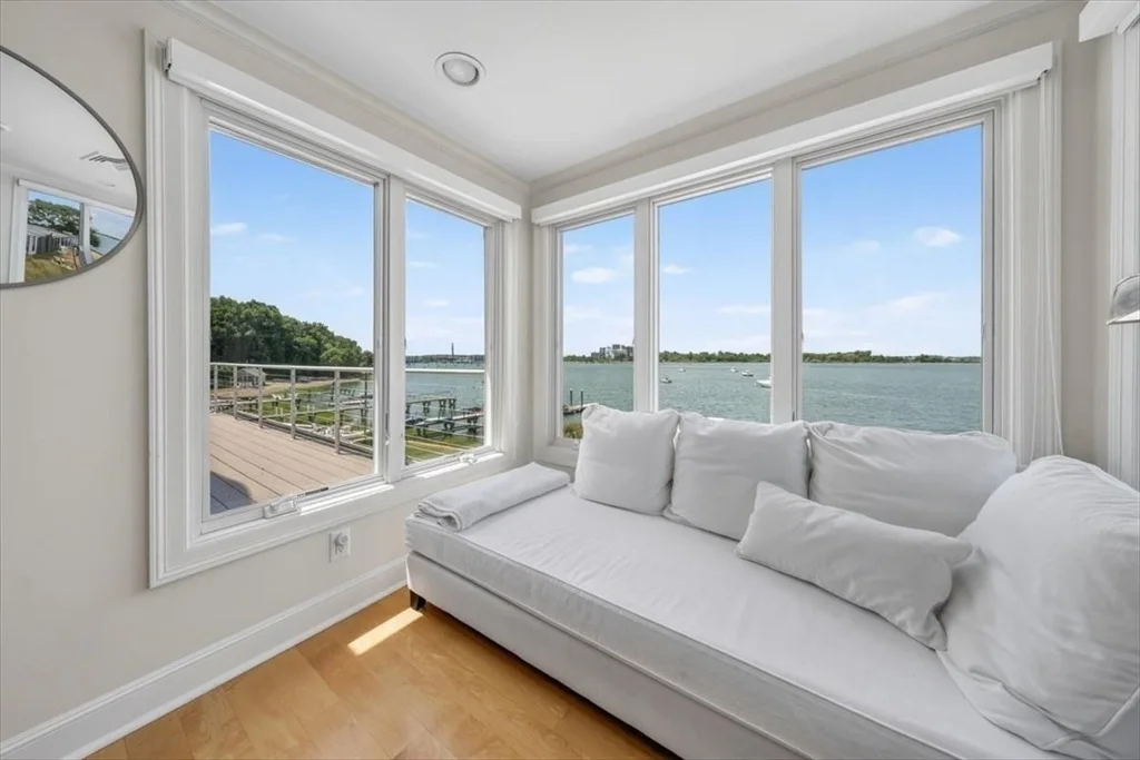 Photo of 9 Beach Road