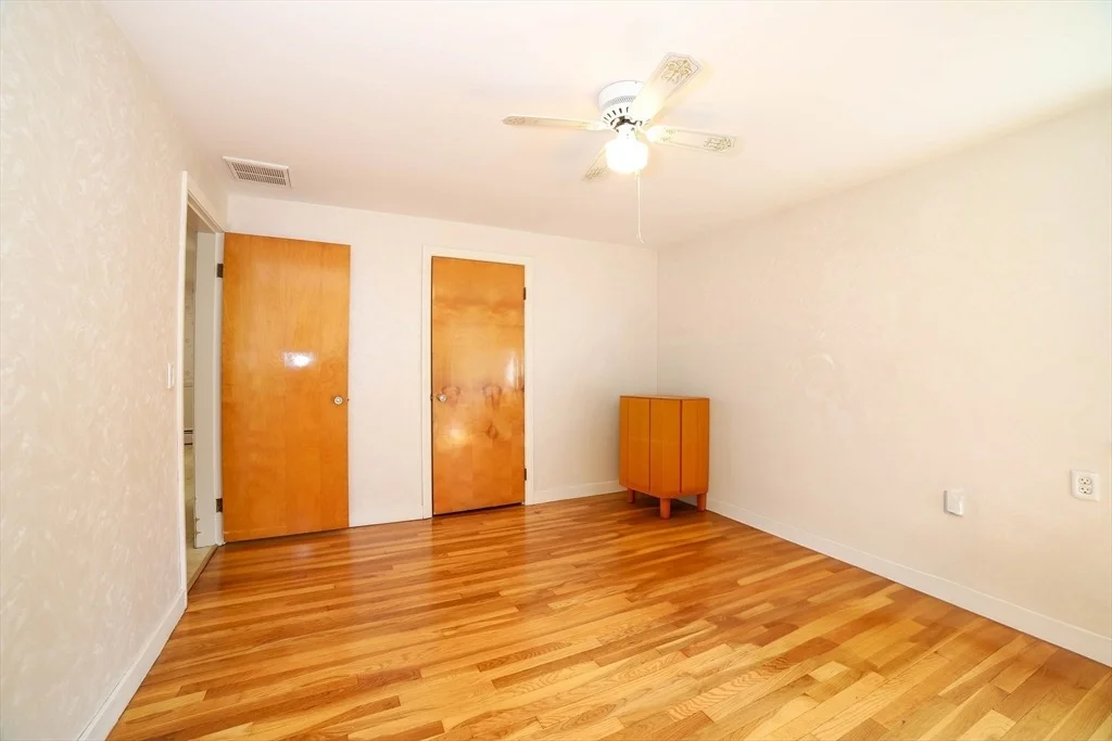 Photo of 24 Greybert Lane