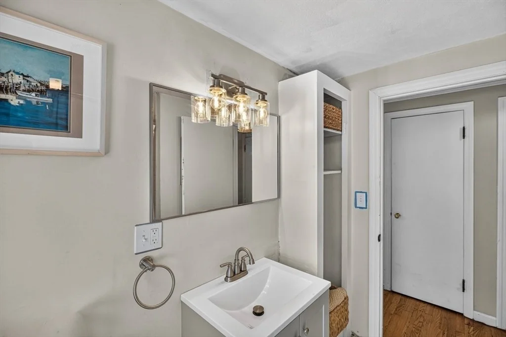 Photo of 20 Westernview Cir