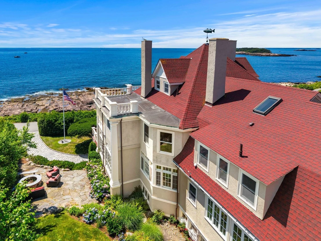 Photo of 31 Shore Rd.