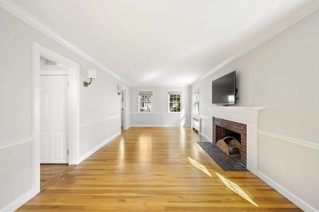 Photo of 19 Lantern Ln