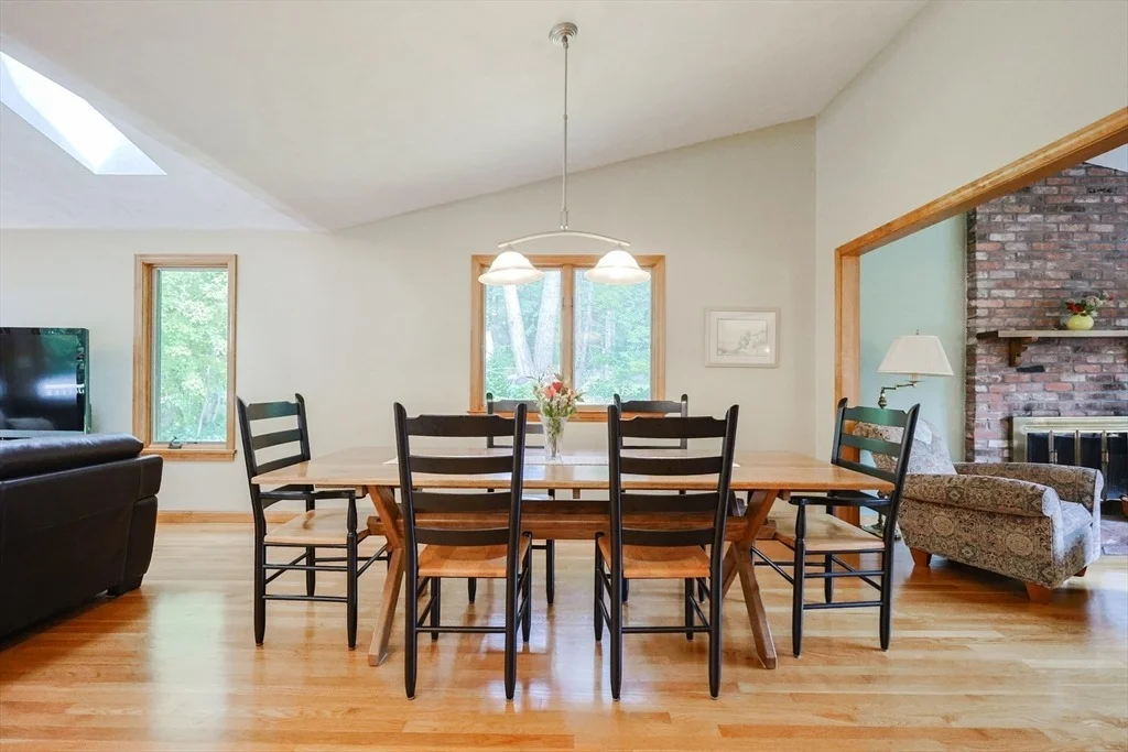 Photo of 23 Teller Dr